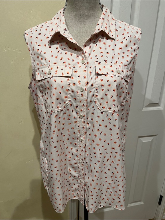 Eddie Bauer Tops - Eddie Bauer Light Pink Sleeveless Button-Down Quick-Dry with Floral Print